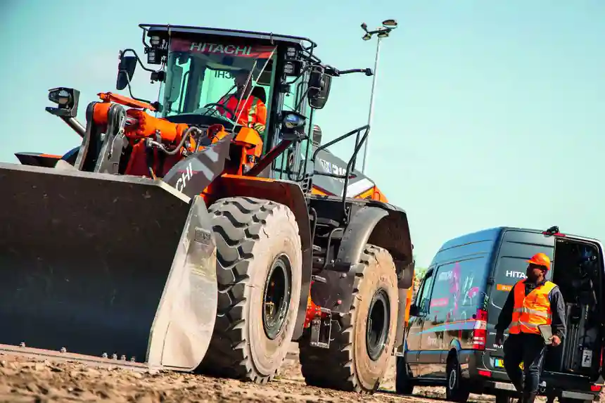 pala gommata hitachi zw310-7